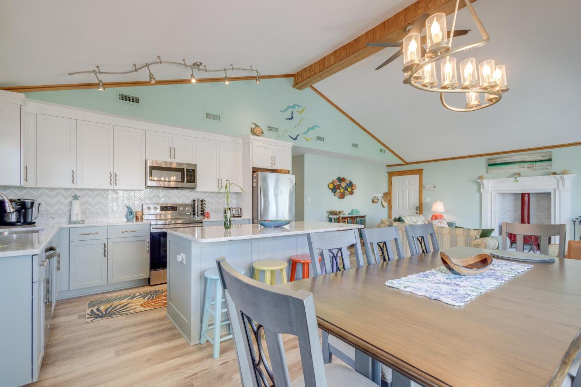 Coastal Home With Deck And Outdoor Shower Кил Девил Хилс Екстериор снимка