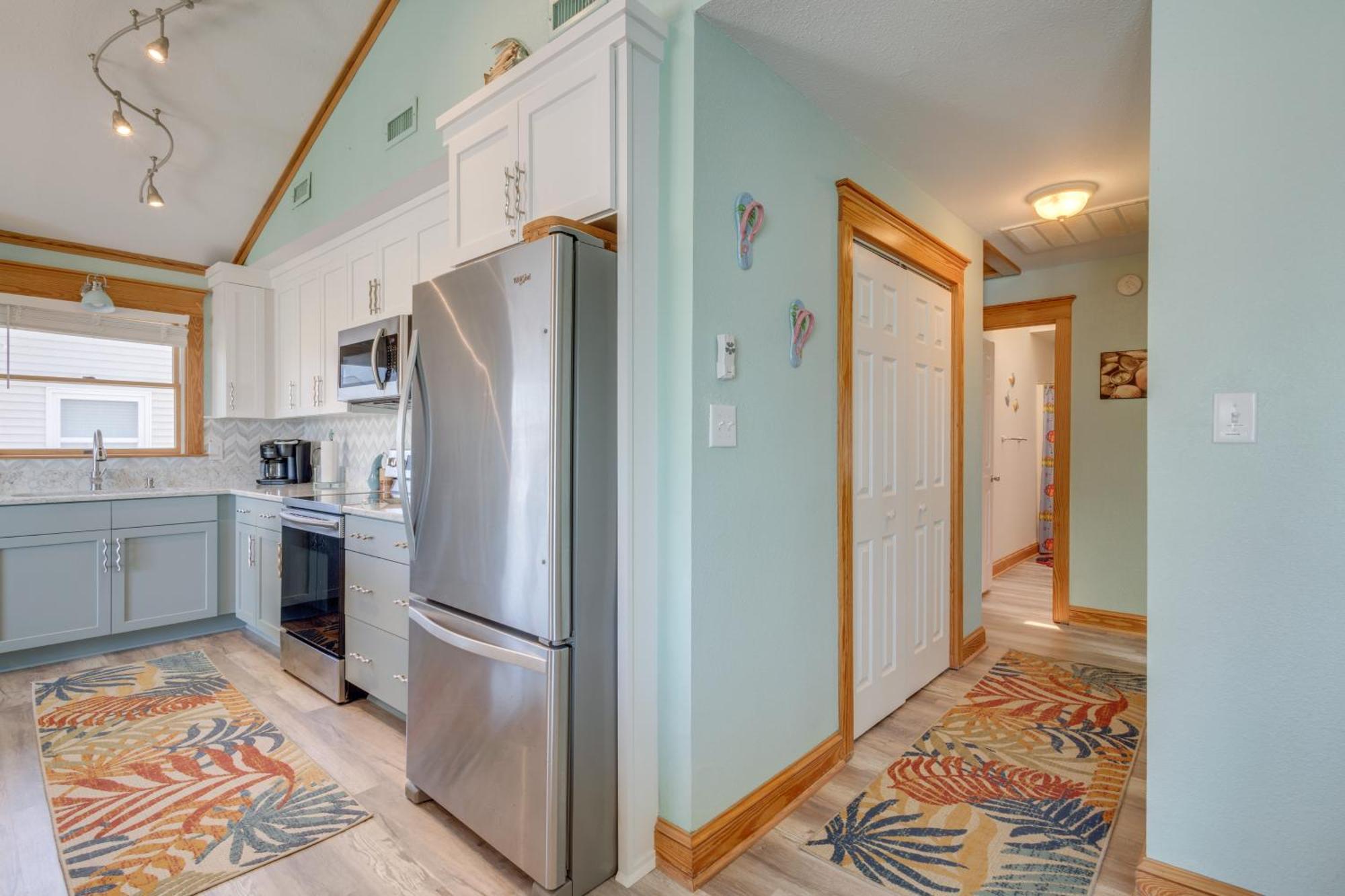 Coastal Home With Deck And Outdoor Shower Кил Девил Хилс Екстериор снимка